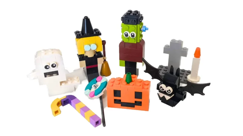 レゴ11020ハロウィン飾りの作り方